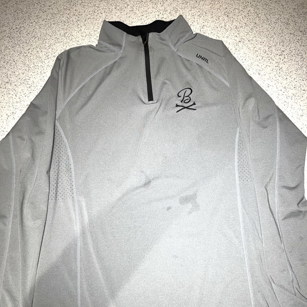 UNRL Barstool sports golf pullover